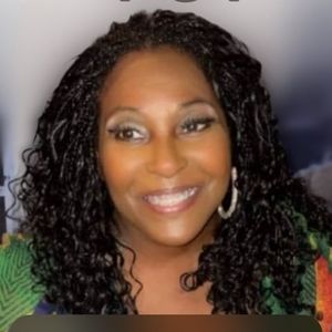 Meet your Posher, Lorraine williams